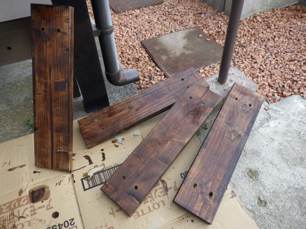 移動できるソーラーパネル用単管架台の車輪製作